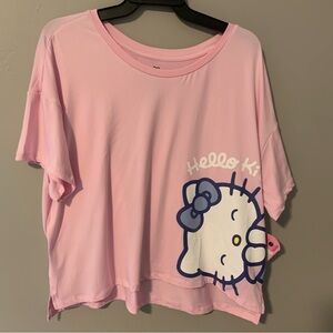 NEW HELLO KITTY LARGE WOMENS PINK TOP